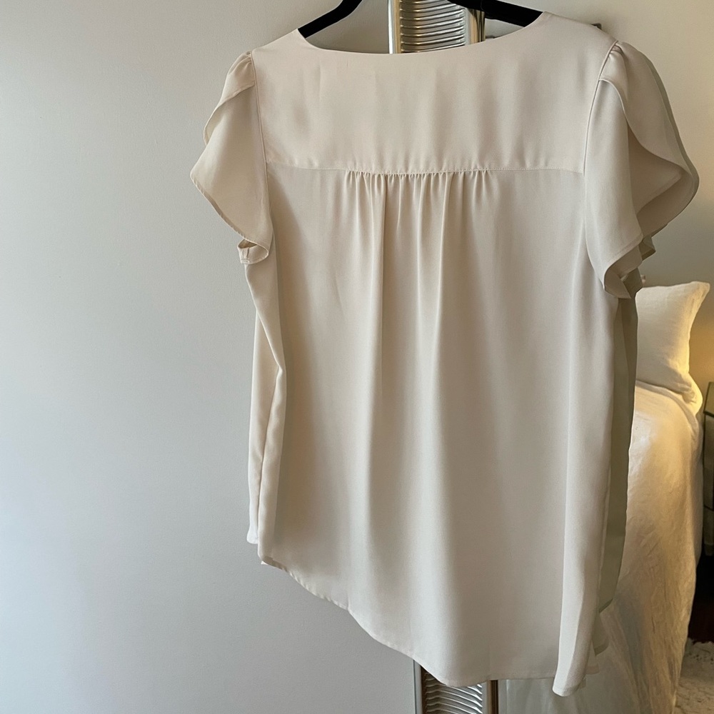 LOFT blouse - Picture 2 of 3
